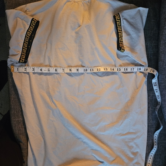 Versace Medusa Polo Shirt. XL - Picture 5 of 5